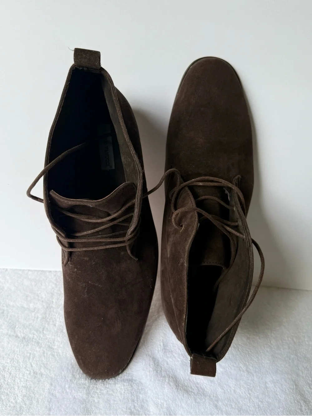 Men's Suede Chukka Boots in Dark Brown